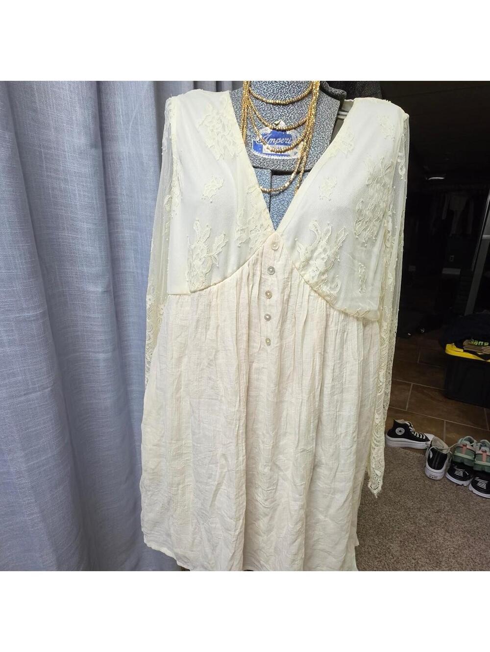 Women's Cream and Yellow Blous